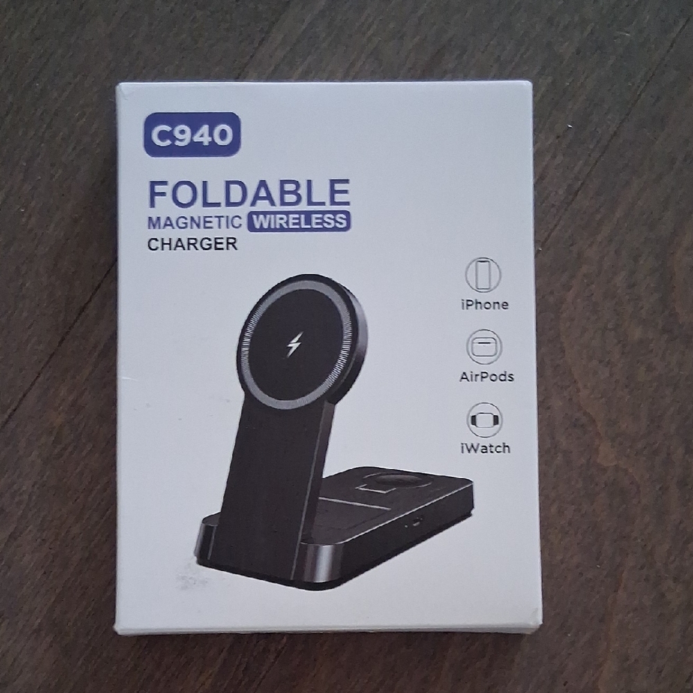 3-in-1 Magnetic Wireless Charger